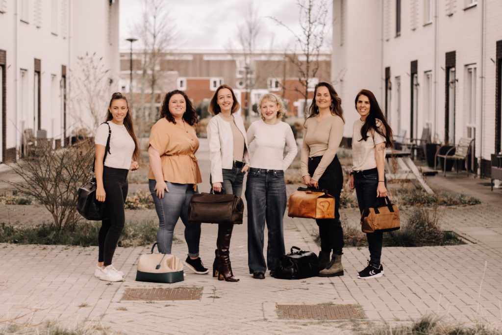 Team van Verloskundigen PuurBegin in Kampen